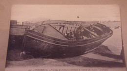 56 Morbihan QUIBERON Femmes De Pêcheurs Attendant La Rentrée Des Bateaux Sardiniers 1917 - Quiberon