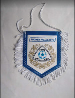 Football - Official Pennant Of The Finnish Football Federation. - Kleding, Souvenirs & Andere