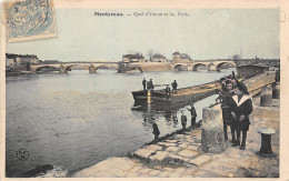 Montereau          77        Quai D'Yonne Et Les Ponts. Péniches       (voir Scan) - Montereau