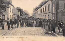 Montereau          77          La Faïencerie.   Sortie Du  Personnel         (voir Scan) - Montereau