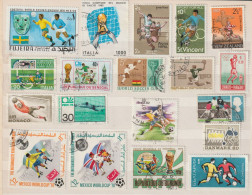 Selection 19 Different Football/soccer Stamps - Gebraucht