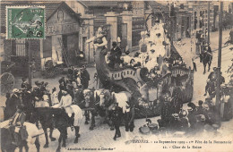 10-TROYES- 12 SEP 1909, 1ere FÊTE DE LA BONNETERIE - CHAR DE LA REINE - Troyes