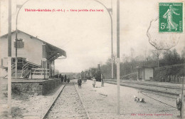 Thiron Gardais * Gare ( Arrivée D'un Train ) * Locomotive Machine Ligne Chemin De Fer Eure Et Loir - Autres & Non Classés