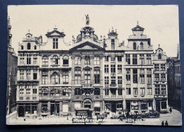 BELGIQUE - Bruxelles - Grand'place Maison Des Tailleurs , Camion Voiture Calèche- CPA Carte Postale Ancienne - Vers 1960 - Places, Squares