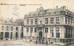 Bergues * Place Et La Mairie Pendant Les Bombardements Mai Juin 1915 * Cachet Marine Nationale - Bergues