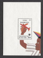 Barbuda - 1979 Year Of The Child (I) Block MNH__(TH-21744) - Barbuda (...-1981)