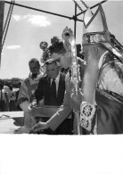 Photographie Originale - Congo Belge - Voyage Royal - Le Roi Baudouin - Pose De La Première Pierre De La Basilique - Africa