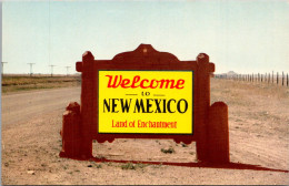 Greetings Welcome To New Mexico Roadside Marker - Souvenir De...