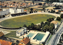 31-VILLEMUR-VUE GENERALE AERIENNE LE STADE , LE VELODROME ET SA PISCINE - Autres & Non Classés