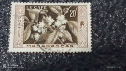 MADAGASKAR---  -1956-     20FR   USED- - Usados