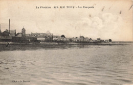 Ile Tudy * Vue Sur Les Remparts Et Le Village - Ile Tudy