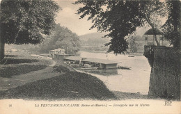 La Ferté Sous Jouarre * échappée Sur La Marne * Bateau Lavoir - La Ferte Sous Jouarre