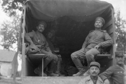 Photo Grande Guerre Format 13/18 Tirage Contemporain Argentique Soldat Russe - Krieg, Militär