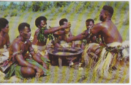 FIDJI - Fiji FIJIAN BURE - YANQONA CEREMONY - CEREMONIE TRADITIONNELLE - YANQONA OR KAVA - Fidji