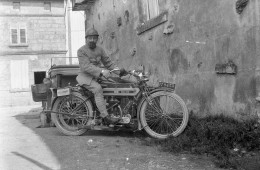 Photo Grande Guerre Format 13/18 Tirage Contemporain Argentique ,moto De Transmission,modèle Triumph - War, Military
