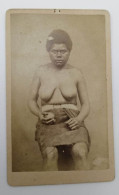 Photographie - Nouvelle Calédonie - Santo Woman - Alfred Dufty - Sein Nu - Sur Carton - Unclassified