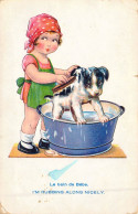 ILLUSTRATION NON  SIGNES  - Le Bain De Bébé - I'm Rubbing Along Nicely - Carte Postale Ancienne - Non Classés