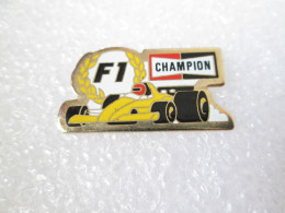 PIN'S    BOUGIES  CHAMPION  F1 - F1