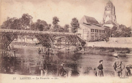 Saintes * La Passerelle * Pont * Lavoir ? - Saintes