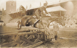 Saumur * Carte Photo * Saut D'obstacle , Hippisme , Hippique , Cheval Chevaux * Concours - Chemille