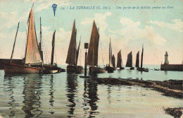 La Turballe * Une Partie De La Flotille Rentre Au Port * Bateaux Pêche Pêcheurs - La Turballe