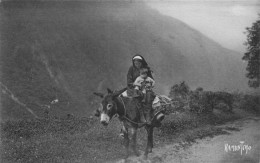 Pyrénées * Vallée De L'ossau * Ossaloise Sur Un âne - Andere & Zonder Classificatie