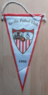 Sevilla FC Spain Football Soccer Club Fussball Calcio Futbol Futebol PENNANT, SPORTS FLAG ZS 3/1 - Bekleidung, Souvenirs Und Sonstige