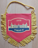 Tyresö IF Sweden Football  Soccer Club Fussball Calcio Futbol Futebol PENNANT, SPORTS FLAG ZS 3/3 - Kleding, Souvenirs & Andere