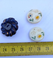 3 Boutons Anciens Ceramique Et Autre - Buttons