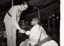 Photographie - Congo Belge - Le Voyage Royal Au Congo - Fête Indigène - Assoc. Gén. Des Report. Phot. - Afrika