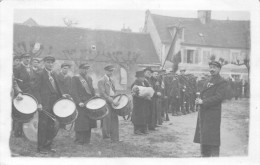 60-PRECY-SUR-OISE-CARTE-PHOTO- 4 MARS 1945 CELEBRATION COMMEMORATIVE - Précy-sur-Oise