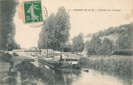 Moret Sur Loing * Une Péniche Sur Le Canal * Batellerie * écluse - Moret Sur Loing