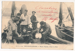 CPA 62 BOULOGNE SUR MER Barque D'Equihen L'Heure Du Diner - Boulogne Sur Mer