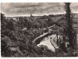 Chateauneuf Du Faou La Vallée De L'Aulne Le Bois De Notre Dame Des Portes - Châteauneuf-du-Faou