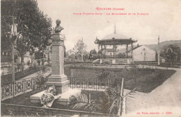 88 Granges Place Etienne Seitz Le Monument Et Le Kiosque CPA - Granges Sur Vologne