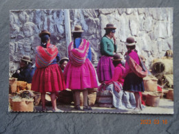 GROUPE DE FEMMES BOLIVIENNES - Bolivia