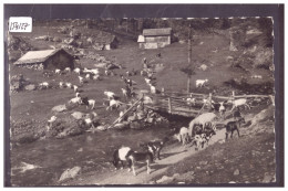 VAN SUR SALVAN - LE PASSAGE DES CHEVRES DES GRANGES - TB - Granges