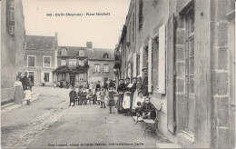 53 BAIS - Place Maubert - Animée - Bais