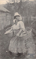 Femme - Ardennaise Allant à La Ville - Panier - E Desaix - Carte Postale Ancienne - Frauen