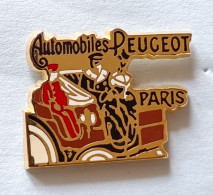 Pin's Automobile Peugeot Paris Signé Helium Paris - Peugeot