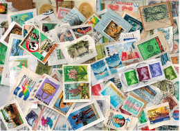 MONDE/WORLD  230 Grs. - Vrac (max 999 Timbres)