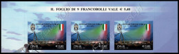 [Q] Italia / Italy 2012: Juventus, 3 Val. In Striscia / Juventus Top Sheet Strip Of 3 Stamps ** - Clubs Mythiques