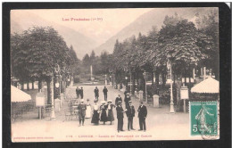 CPA 31 - Luchon - France Jardin Et Esplanade Du Casino - Animé Used - Luchon