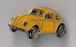 PIN'S THEME AUTOMOBILE  VOLSKWAGEN  COCCINELLE JAUNE - Volkswagen