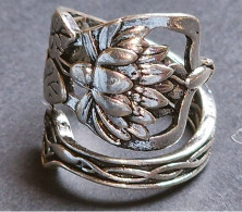 Jolie BAGUE Tige Fleur Argenté -Taille 6 - Diamètre Intérieur (pour Le Doigt): Environ 16 Mm -"neuf De Stock"- Vers 2000 - Ringe