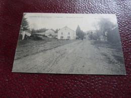 Cpa Neufchateau Hamipré Un Coin Du Village - Neufchâteau