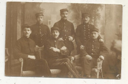 Cp, Carte Photo  ,  Militaria ,militaires De Différends Régiments , Prisonniers - Characters