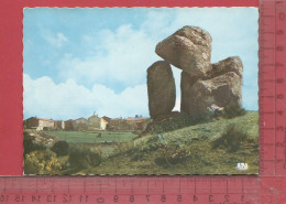 CPM  43  LES SALLES : Curieux Dolmen - Saugues