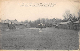 CPA 91 MILLY / CAMP D'INSTRUCTION DE ZOUAVES / COUR HONNEUR DU CANTONNEMENT A LA GARE DE CORBEIL - Milly La Foret