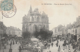 27 - LE NEUBOURG - Place Du Marché (Partie Est) - Le Neubourg